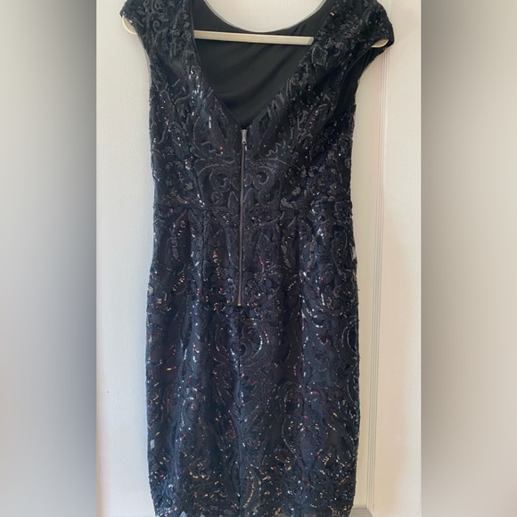 Vera Wang cap sleeve sequin cocktail dress - Picture 2 of 6